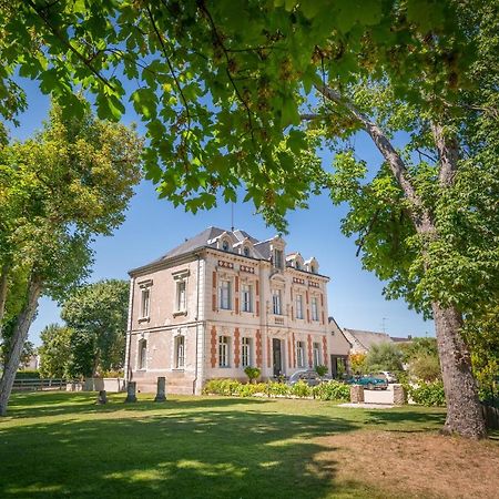 Appartement Du Chateau De La Caillerie Avoine Bagian luar foto