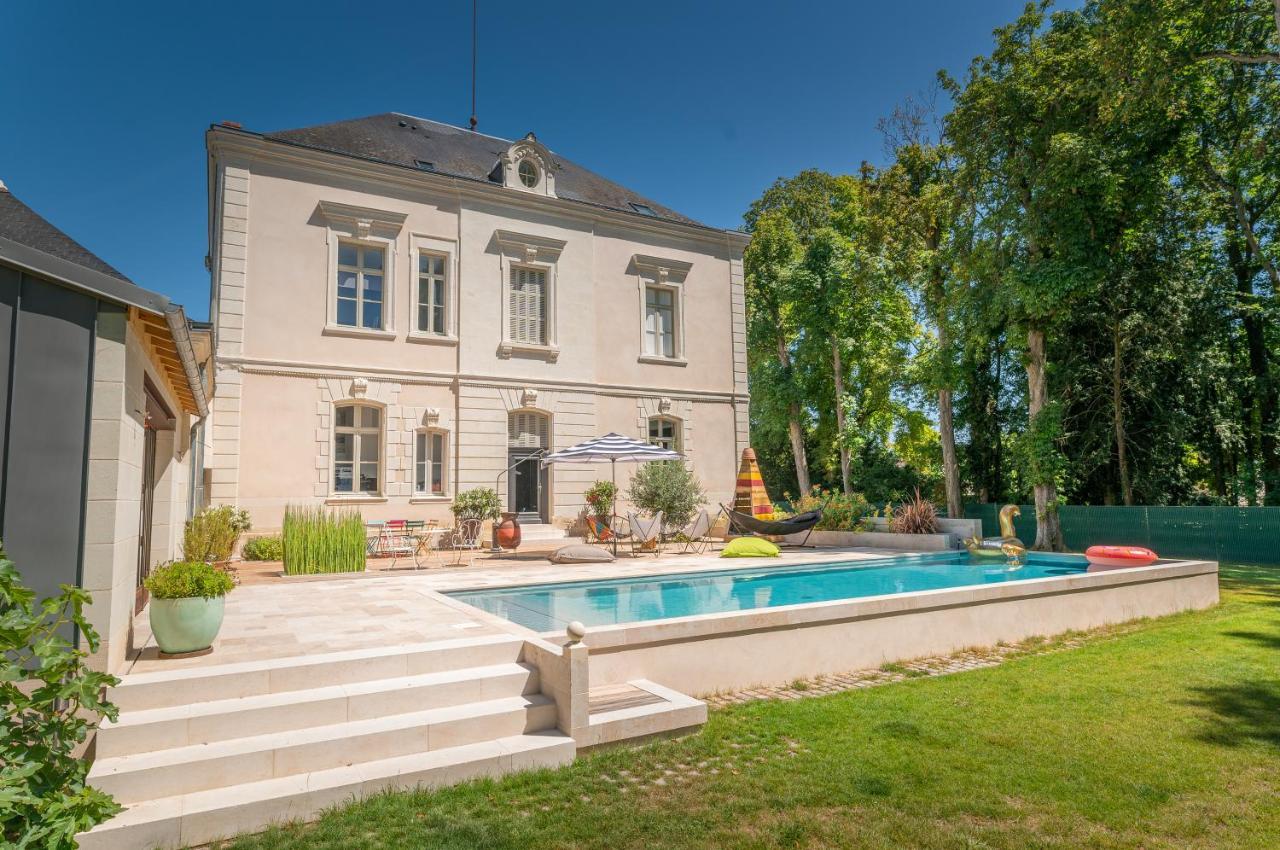 Appartement Du Chateau De La Caillerie Avoine Bagian luar foto