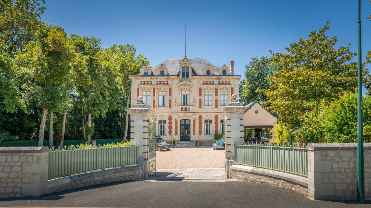 Appartement Du Chateau De La Caillerie Avoine Bagian luar foto