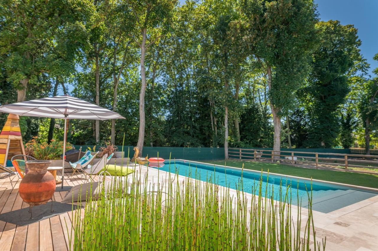 Appartement Du Chateau De La Caillerie Avoine Bagian luar foto